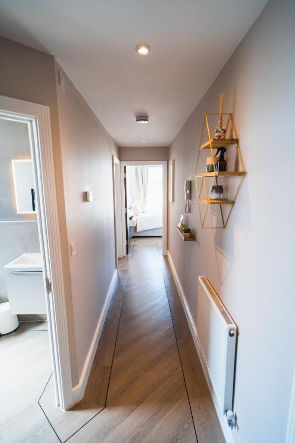 Beautiful Two Bedroom Harbour Side Apartment Poole Kültér fotó