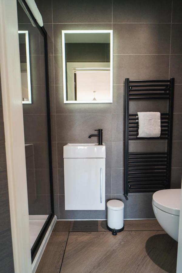 Beautiful Two Bedroom Harbour Side Apartment Poole Kültér fotó